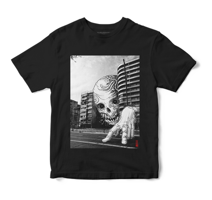 Polera Creepy Neighbor V1